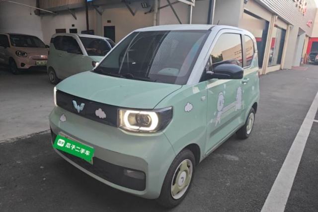 Ojetý Wuling Hongguang MINIEV 2021 Macaron Fashion Model Lithium Iron Phosphate