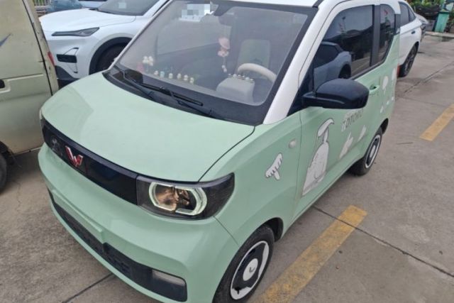 Used Wuling Hongguang MINIEV 2021 Macaron Fashion Model Lithium Iron Phosphate