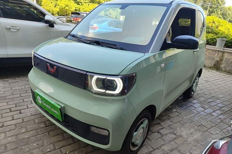 Used Wuling Hongguang MINIEV 2021 Macaron Fashion Model Lithium Iron Phosphate Guazi used car, China used car export, Used car for sale, Used  cars, Cheapest cars for sale