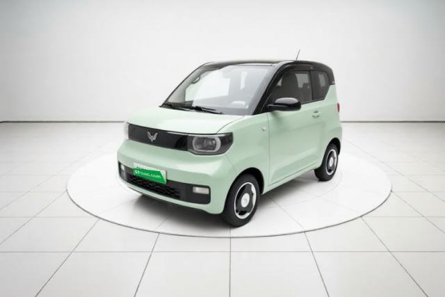 Ojetý Wuling Hongguang MINIEV 2021 Macaron Fashion Model Lithium Iron Phosphate