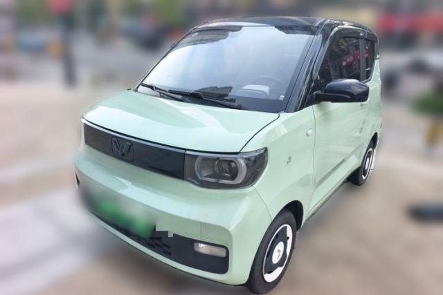 Ojetý Wuling Hongguang MINIEV 2021 Macaron Fashion Model Lithium Iron Phosphate