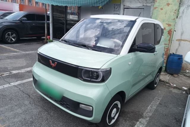 Ojetý Wuling Hongguang MINIEV 2021 Macaron Fashion Model Lithium Iron Phosphate