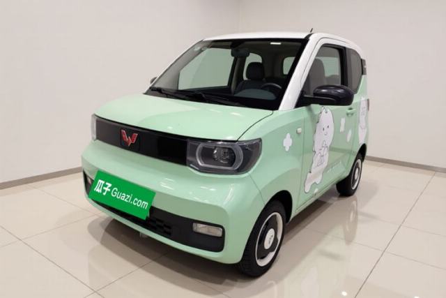 Ojetý Wuling Hongguang MINIEV 2021 Macaron Fashion Model Lithium Iron Phosphate