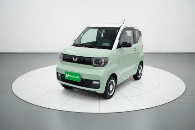 Ojetý Wuling Hongguang MINIEV 2021 Macaron Fashion Edition Lithium-Ion Battery