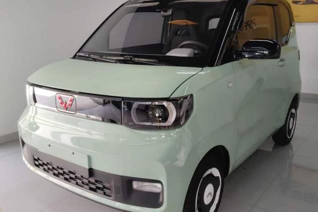Used Wuling Hongguang MINIEV 2021 Macaron Premium Model – Lithium Iron Phosphate