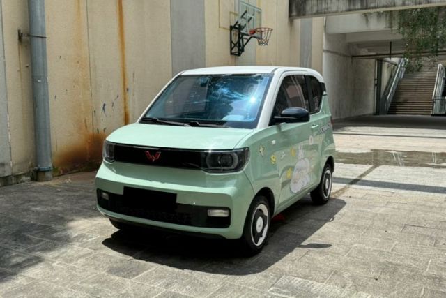 Used Wuling Hongguang MINIEV 2021 Macaron Fashion Model Lithium Iron Phosphate