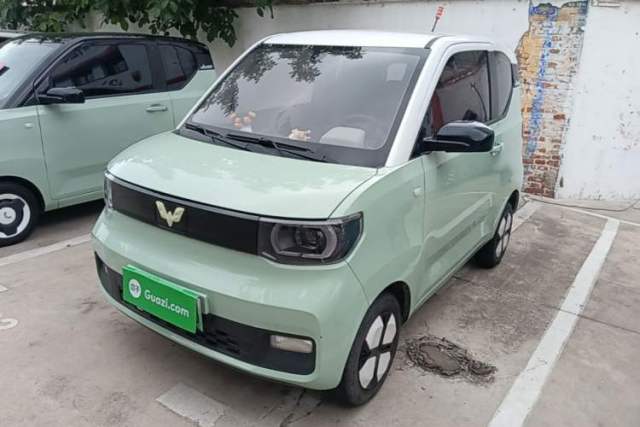 Ojetý Wuling Hongguang MINIEV 2021 Macaron Fashion Model Lithium Iron Phosphate