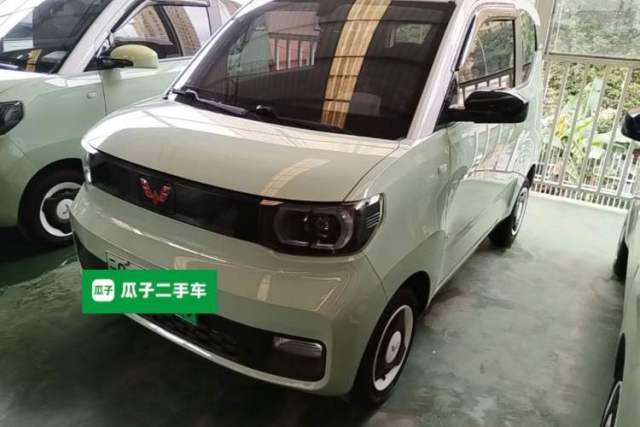 Ojetý Wuling Hongguang MINIEV 2021 Macaron Premium Model – Lithium Iron Phosphate