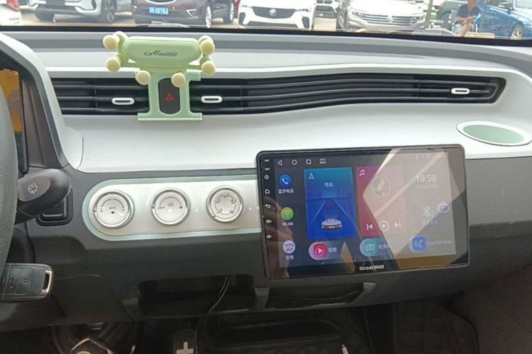 Used Wuling Hongguang MINIEV 2021 Macaron Premium Model – Lithium Iron Phosphate Audio And AC Panel