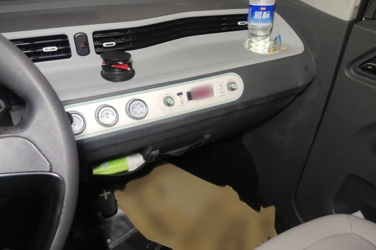Used Wuling Hongguang MINIEV 2021 Macaron Fashion Edition Lithium-Ion Battery Audio And AC Panel