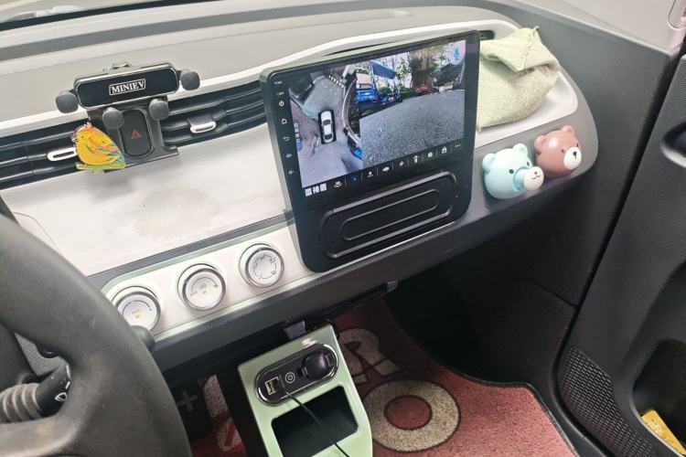 Used Wuling Hongguang MINIEV 2021 Macaron Premium Model – Lithium-NMC Audio And AC Panel