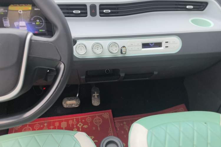 Used Wuling Hongguang MINIEV 2021 Macaron Fashion Model Lithium Iron Phosphate Audio And AC Panel