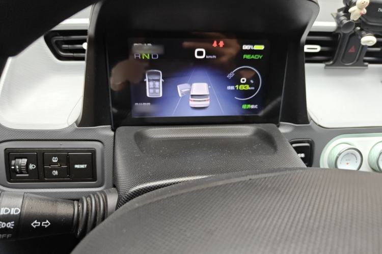 Used Wuling Hongguang MINIEV 2021 Macaron Premium Model – Lithium-NMC Audio And AC Panel