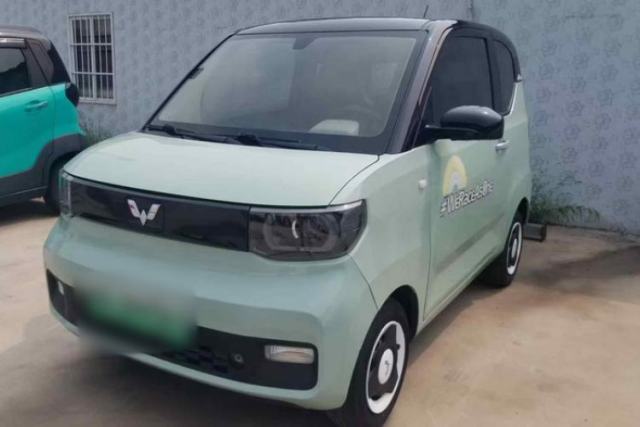 Używany Wuling Hongguang MINIEV 2021 Macaron Premium Model – Lithium-NMC