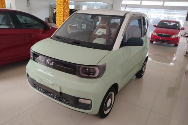 Used Wuling Hongguang MINIEV 2021 Macaron Premium Model – Lithium Iron Phosphate