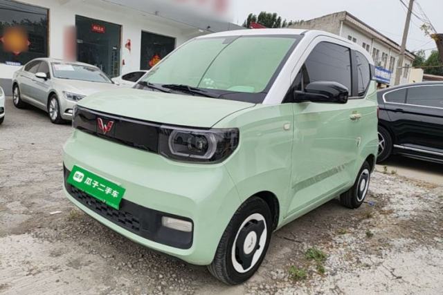 Ojetý Wuling Hongguang MINIEV 2021 Macaron Premium Model – Lithium Iron Phosphate