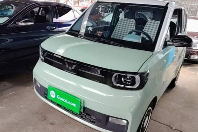 Used Wuling Hongguang MINIEV 2021 Macaron Premium Model – Lithium Iron Phosphate