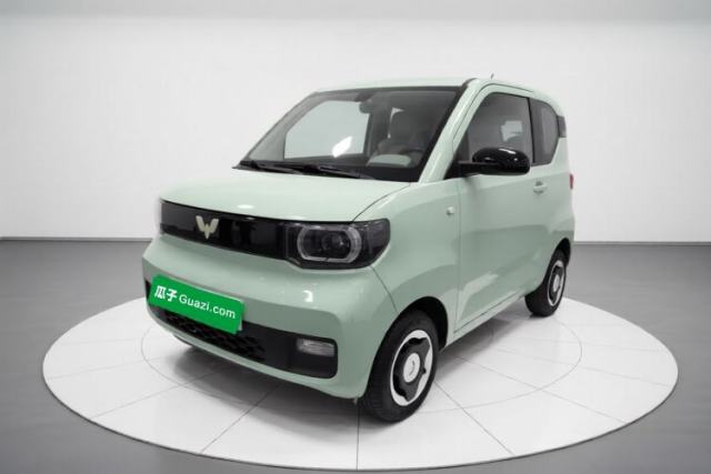 Ojetý Wuling Hongguang MINIEV 2021 Macaron Fashion Model Lithium Iron Phosphate