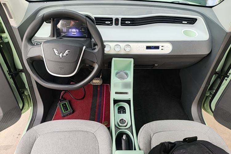 Used Wuling Hongguang MINIEV 2021 Macaron Premium Model – Lithium-NMC Center Console
