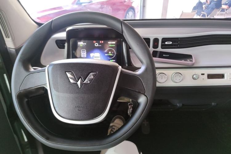Used Wuling Hongguang MINIEV 2021 Macaron Premium Model – Lithium Iron Phosphate Center Console