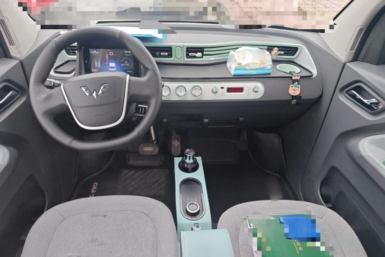 Used Wuling Hongguang MINIEV 2021 Macaron Premium Model – Lithium-NMC Center Console