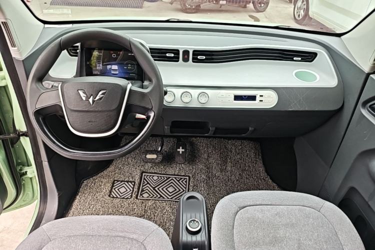 Used Wuling Hongguang MINIEV 2021 Macaron Premium Model – Lithium Iron Phosphate Center Console