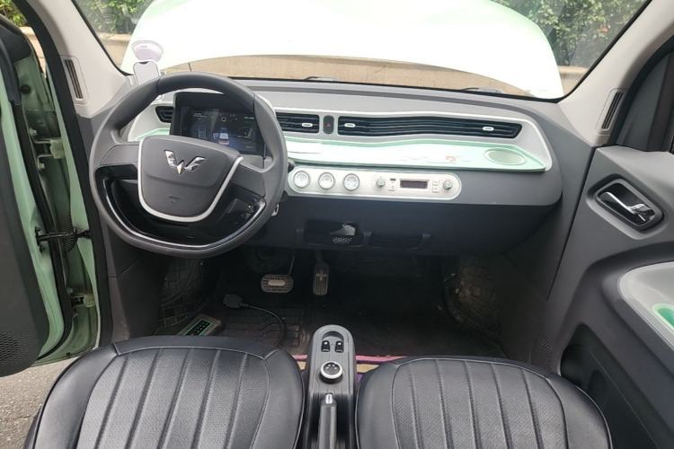 Used Wuling Hongguang MINIEV 2021 Macaron Premium Model – Lithium-NMC Center Console