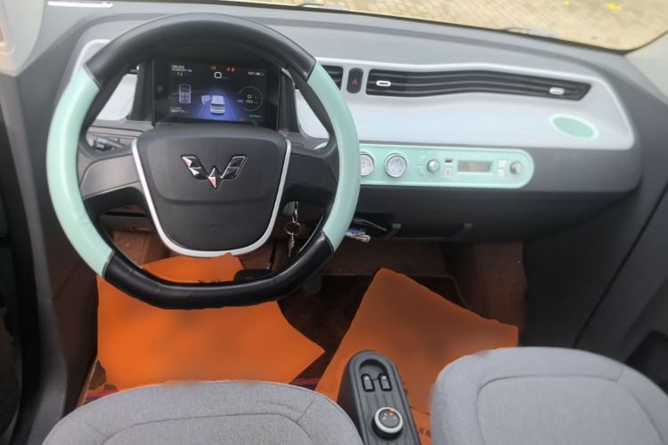 Used Wuling Hongguang MINIEV 2021 Macaron Premium Model – Lithium-NMC Center Console
