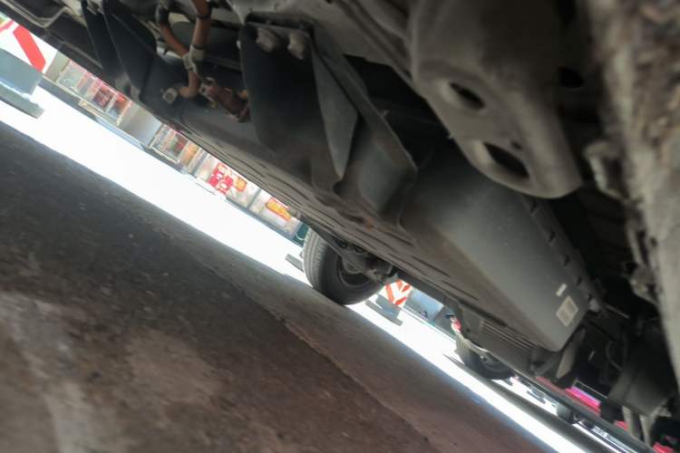 Used Wuling Hongguang MINIEV 2021 Macaron Fashion Model Lithium Iron Phosphate Chassis Front Left