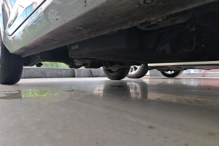 Used Wuling Hongguang MINIEV 2021 Macaron Fashion Model Lithium Iron Phosphate Chassis Front Right