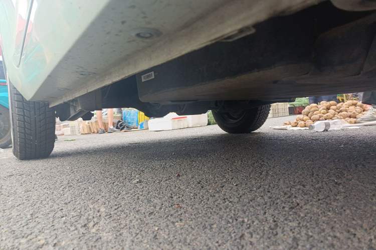 Used Wuling Hongguang MINIEV 2021 Macaron Fashion Model Lithium Iron Phosphate Chassis Front Right