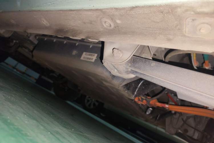 Used Wuling Hongguang MINIEV 2021 Macaron Fashion Model Lithium Iron Phosphate Chassis Rear Left