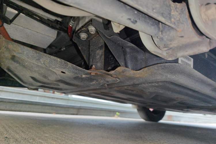 Used Wuling Hongguang MINIEV 2021 Macaron Fashion Edition Lithium-Ion Battery Chassis Rear Right