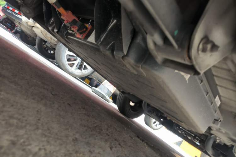 Used Wuling Hongguang MINIEV 2021 Macaron Fashion Model Lithium Iron Phosphate Chassis Rear Right