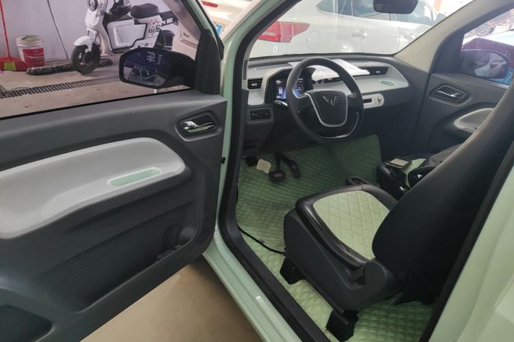 Used Wuling Hongguang MINIEV 2021 Macaron Premium Model – Lithium Iron Phosphate Driver Seat