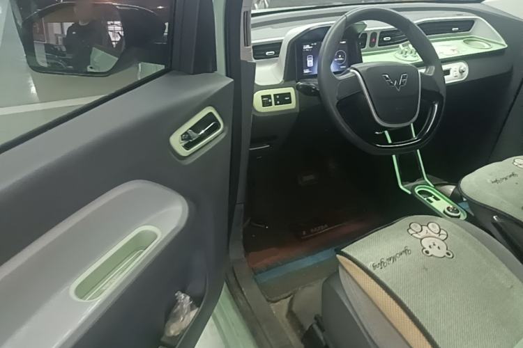 Used Wuling Hongguang MINIEV 2021 Macaron Premium Model – Lithium Iron Phosphate Driver Seat