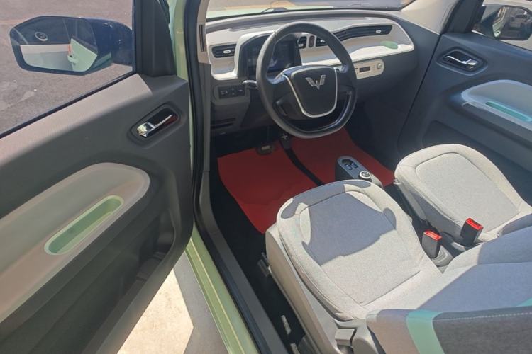 Used Wuling Hongguang MINIEV 2021 Macaron Premium Model – Lithium Iron Phosphate Driver Seat