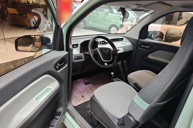 Used Wuling Hongguang MINIEV 2021 Macaron Premium Model – Lithium-NMC Driver Seat