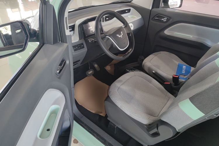 Used Wuling Hongguang MINIEV 2021 Macaron Premium Model – Lithium Iron Phosphate Driver Seat