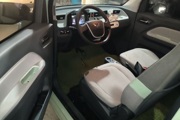 Used Wuling Hongguang MINIEV 2021 Macaron Fashion Edition Lithium-Ion Battery Driver Seat