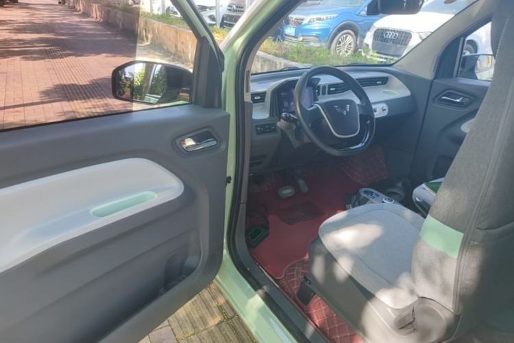 Used Wuling Hongguang MINIEV 2021 Macaron Premium Model – Lithium Iron Phosphate Driver Seat