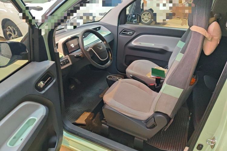 Used Wuling Hongguang MINIEV 2021 Macaron Premium Model – Lithium-NMC Driver Seat
