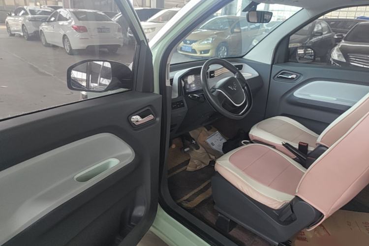 Used Wuling Hongguang MINIEV 2021 Macaron Premium Model – Lithium Iron Phosphate Driver Seat