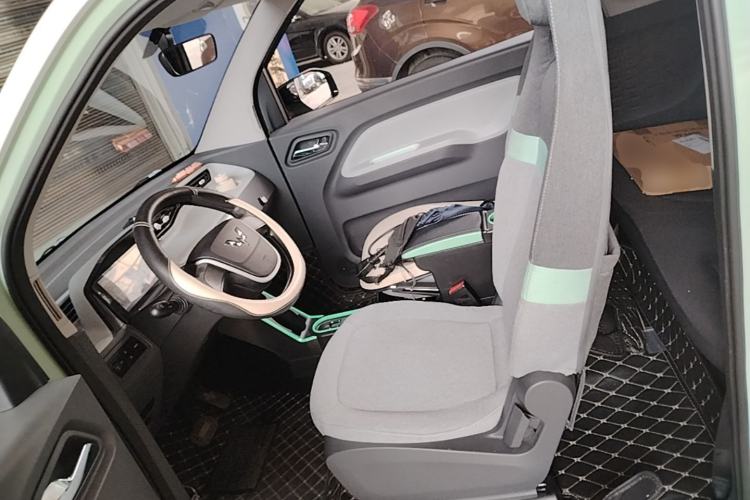 Used Wuling Hongguang MINIEV 2021 Macaron Fashion Model Lithium Iron Phosphate Driver Seat
