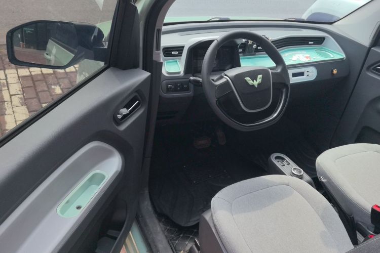 Used Wuling Hongguang MINIEV 2021 Macaron Fashion Model Lithium Iron Phosphate Driver Seat