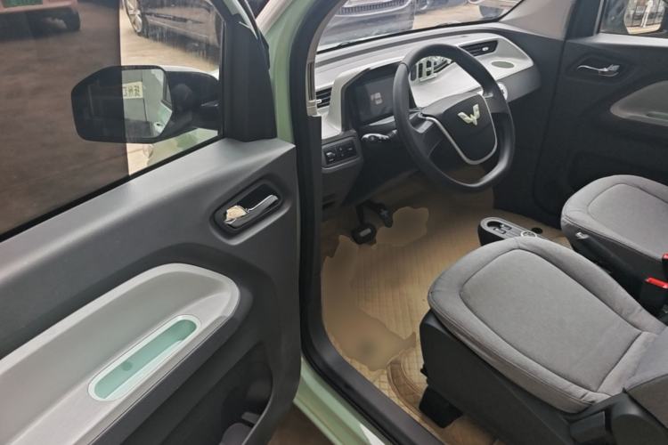 Used Wuling Hongguang MINIEV 2021 Macaron Premium Model – Lithium Iron Phosphate Driver Seat