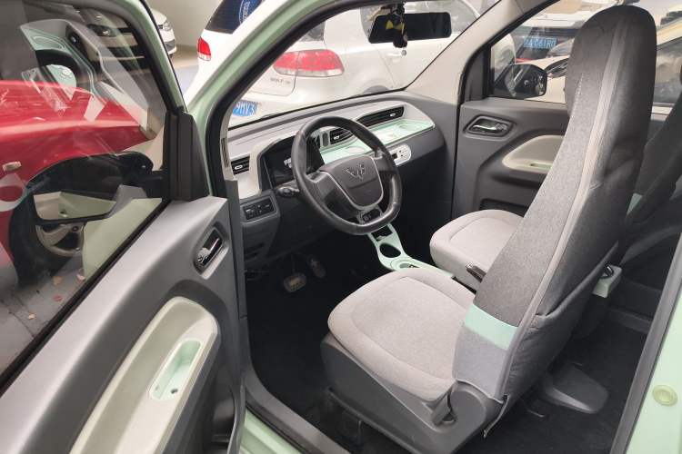 Used Wuling Hongguang MINIEV 2021 Macaron Premium Model – Lithium Iron Phosphate Driver Seat
