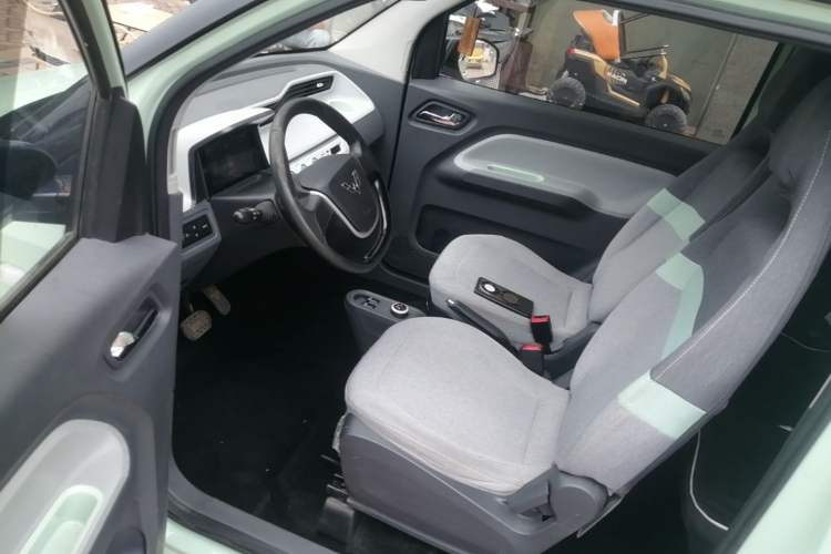 Used Wuling Hongguang MINIEV 2021 Macaron Fashion Edition Lithium-Ion Battery Driver Seat