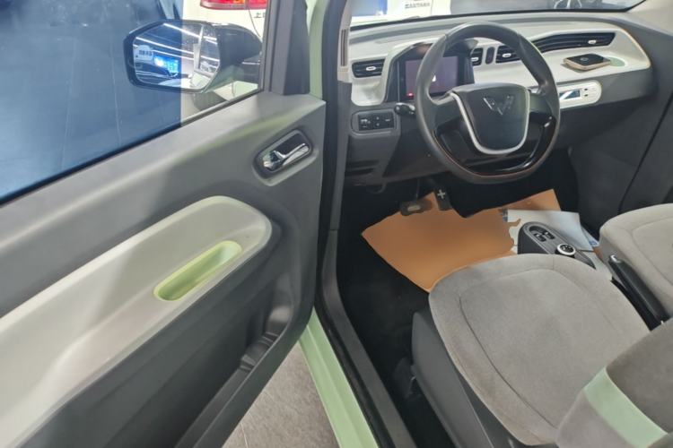 Used Wuling Hongguang MINIEV 2021 Macaron Premium Model – Lithium Iron Phosphate Driver Seat