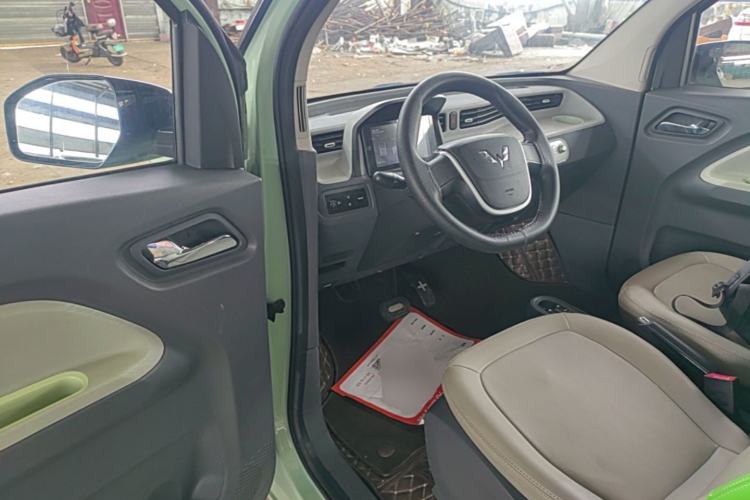 Used Wuling Hongguang MINIEV 2021 Macaron Fashion Edition Lithium-Ion Battery Driver Seat